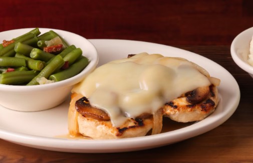 Texas Roadhouse Smothered Chicken